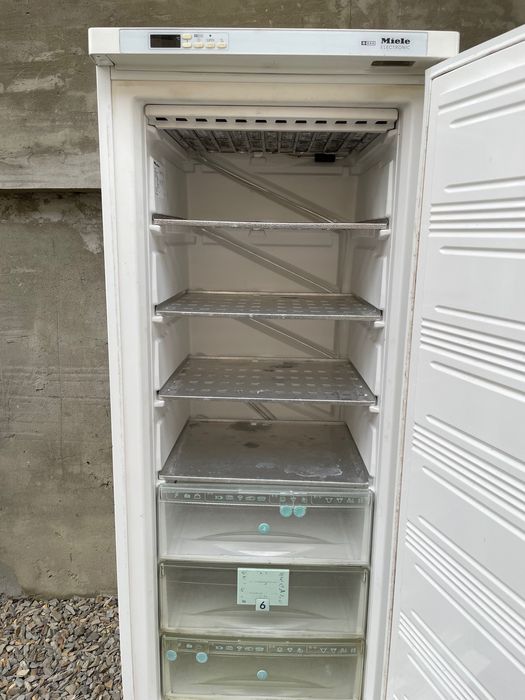 Морозильна камера бу, не працює