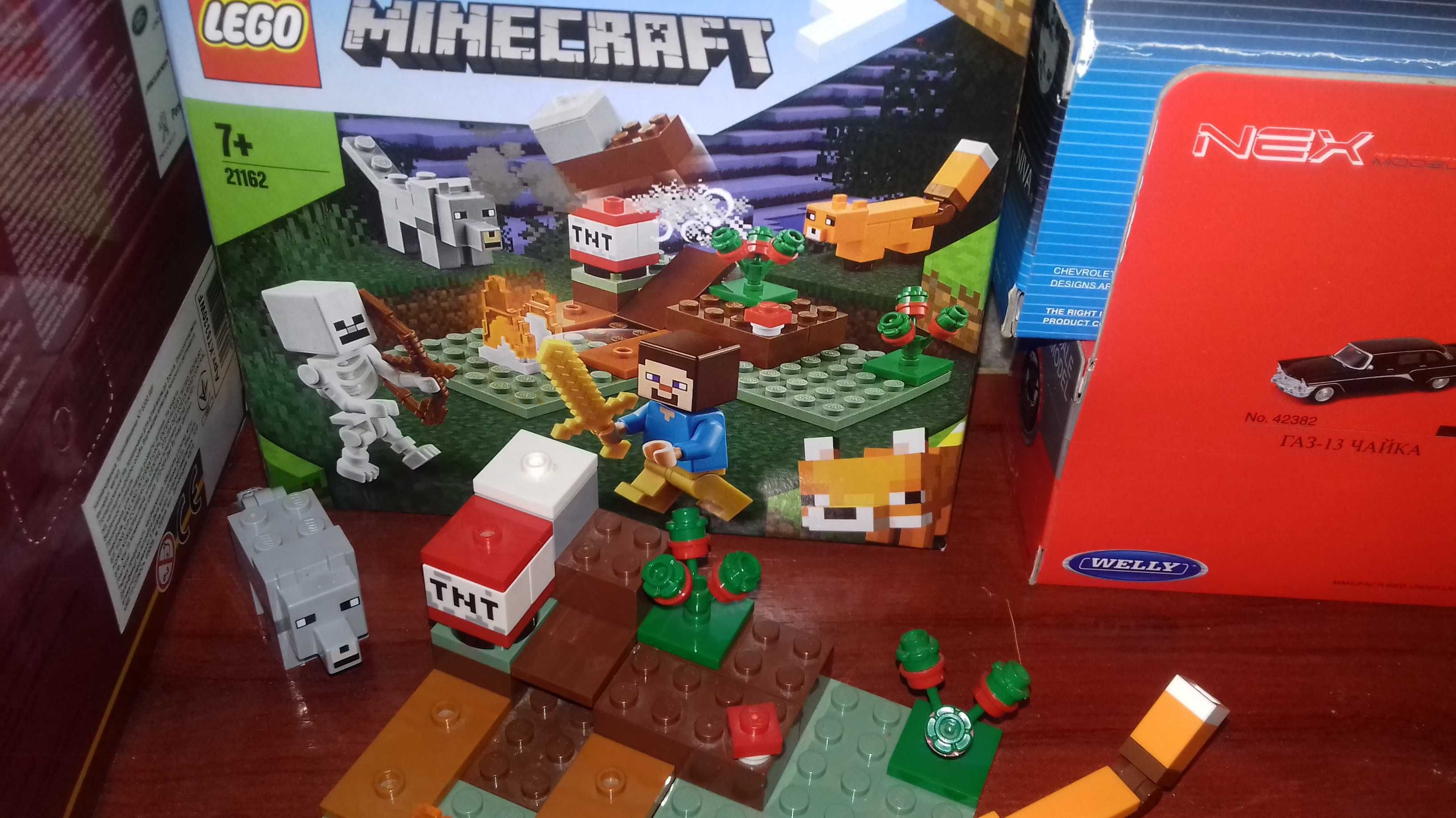 LEGO 21162 Minecraft[Пригоди у тайзі]