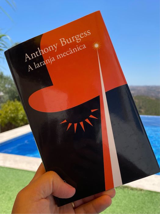 A laranja mecânica (livro de capa dura)