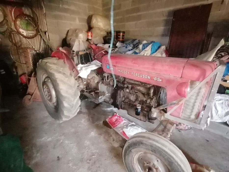 Vendo trator massey ferguson 65