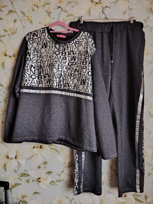 Костюм женский спортивный с лампасами XL-XXL Italy