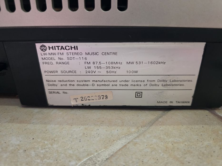 Gramofon Hitachi SDT-116 z lat 80-tych.