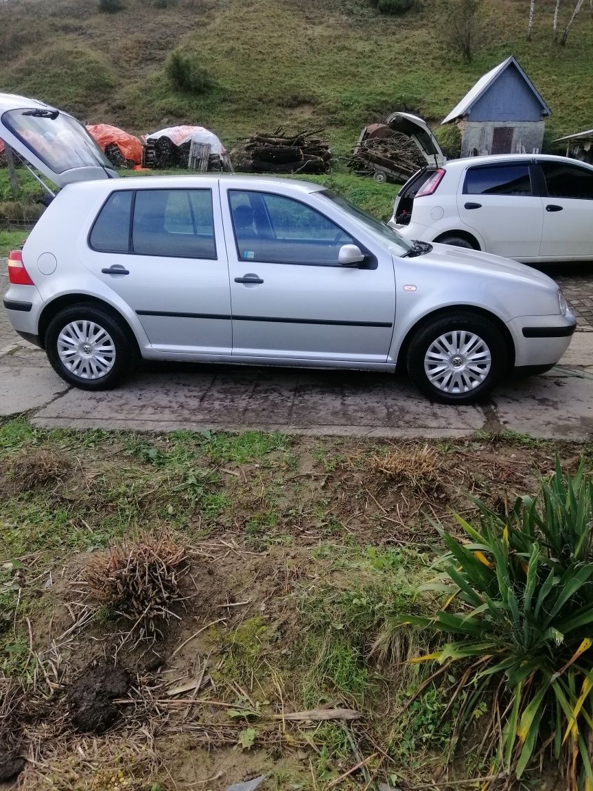 Volkswagen golf ldeal 1.4