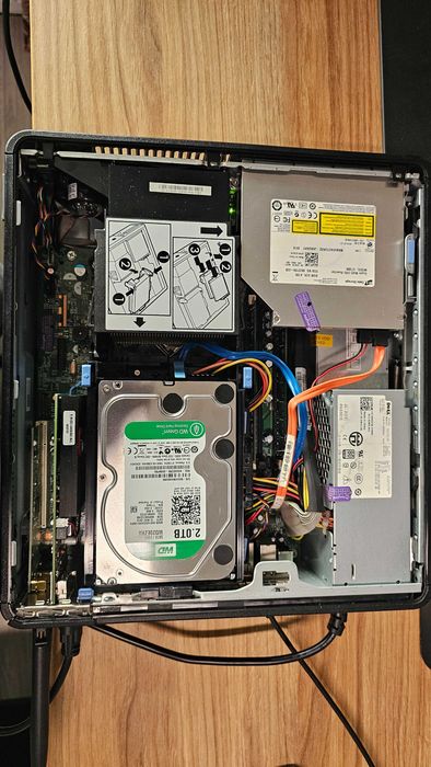 Dell Optiplex 780 SFF C2Q Q9550 8GB RAM AMD Radeon 2GB WiFi  + części