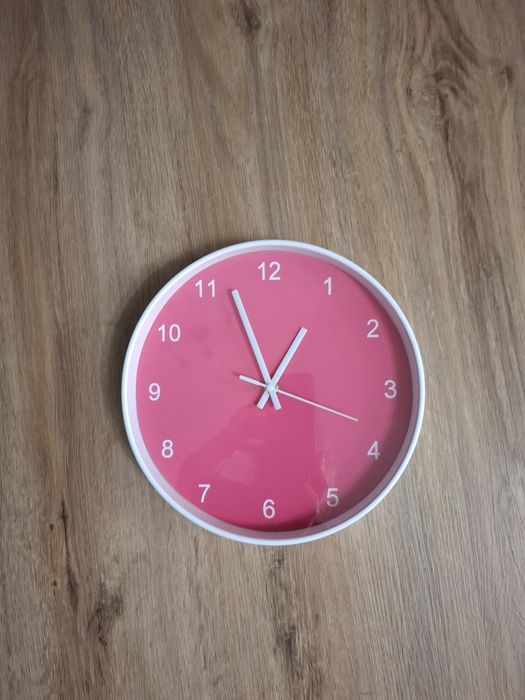 Zegar do pokoju dziewczynki