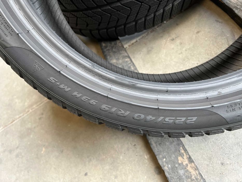 Opony zimowe 225/40/R19 Pirelli Sottozero 3 - 2 sztuki