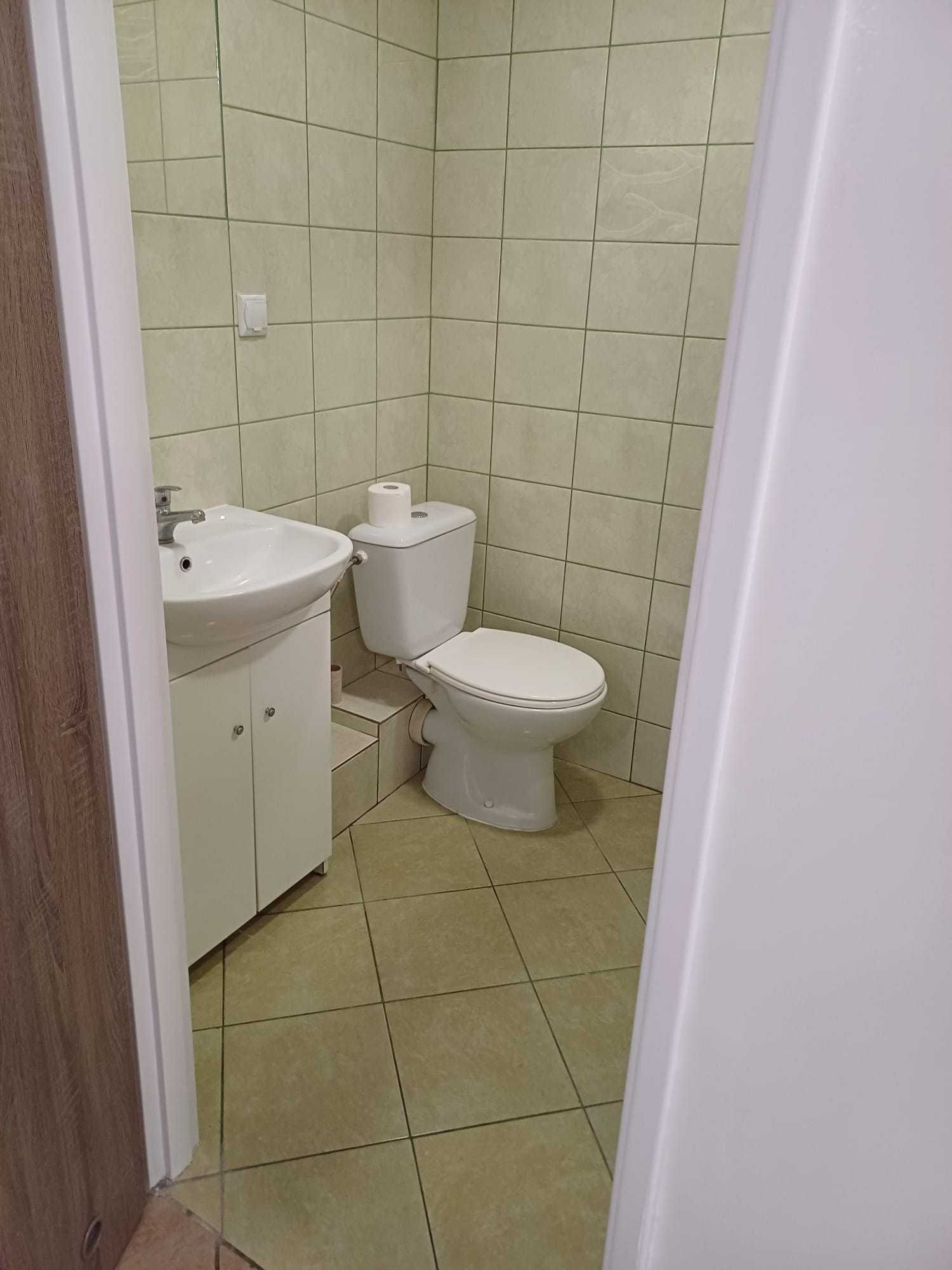 Noclegi - Kwatery Pracownicze | 20 osób | 2 kuchnie | 4 łazienki