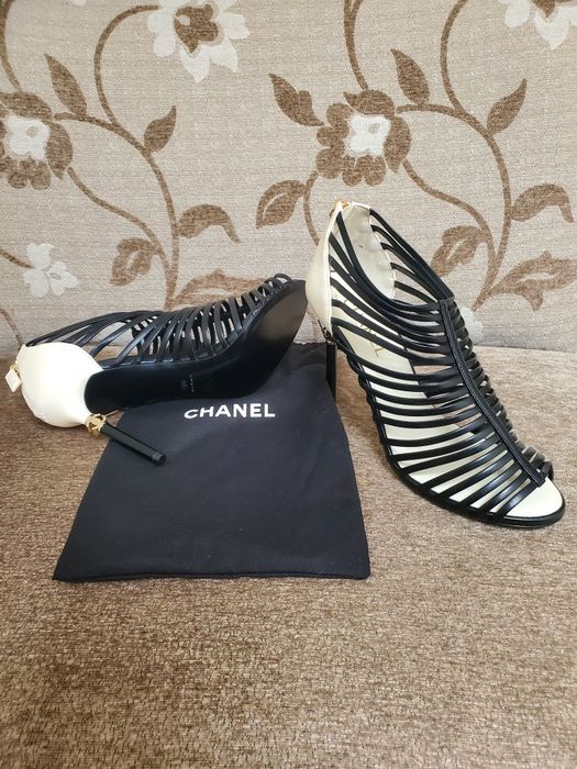 Sapato NOVO CHANEl tam 40,5
