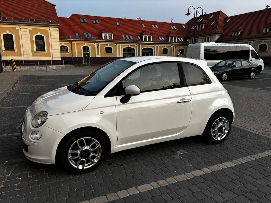 Fiat 500 1.2 Benzyna Stan bardzo dobry Zadbany Filmy w ogłoszeniu
