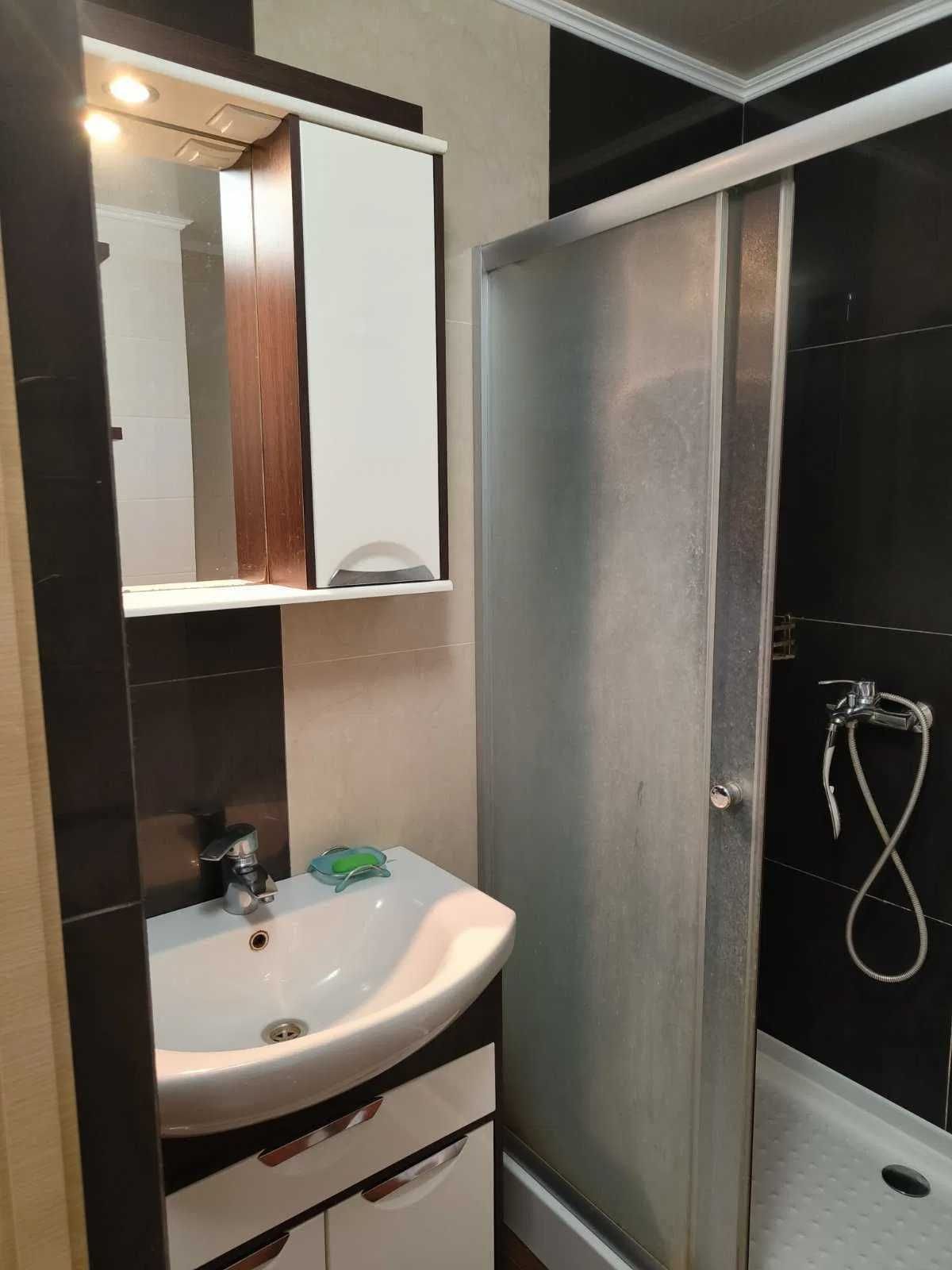 Продам 1 комнатную квартиру в центре по улице Космической DA