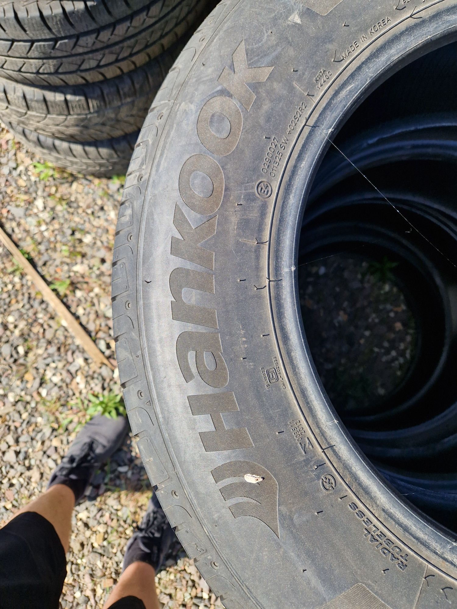 Opony letnie 235/65R17 104W Hankook 19r A0