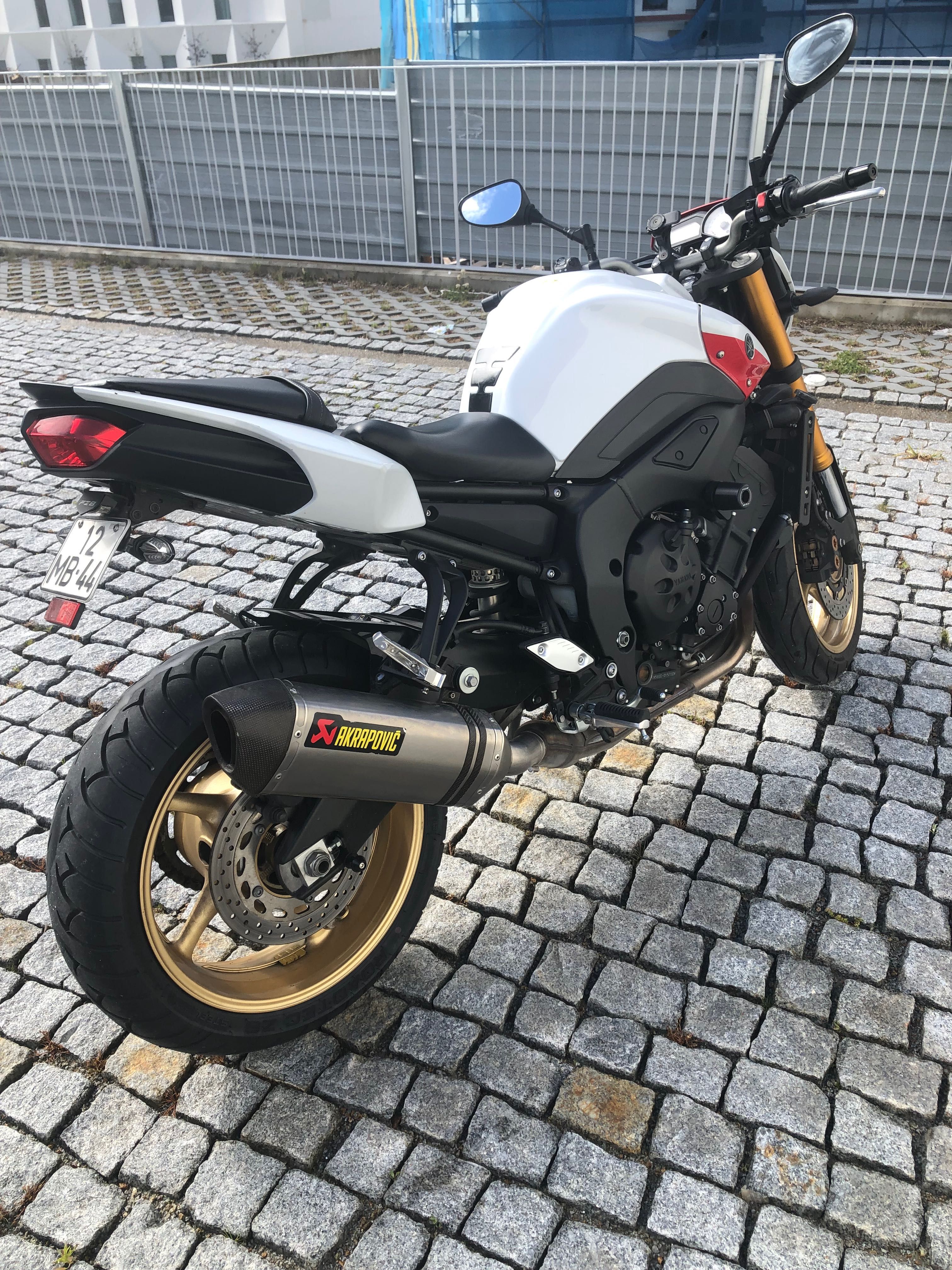 Yamaha FZ8 S Personalizada