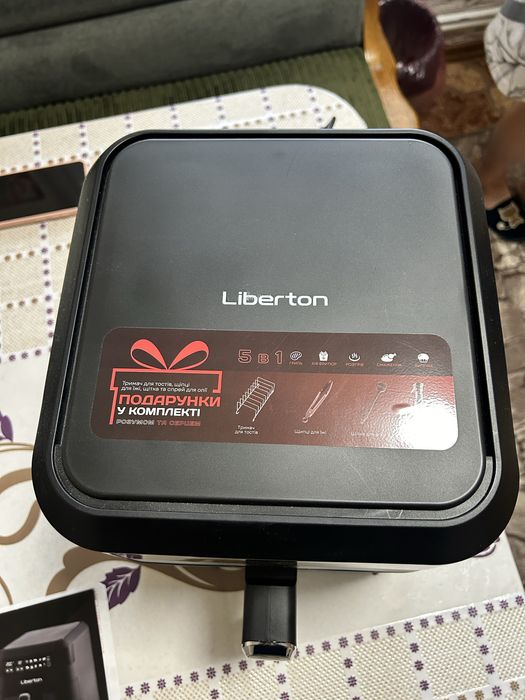 Продам аерогриль Liberton новий