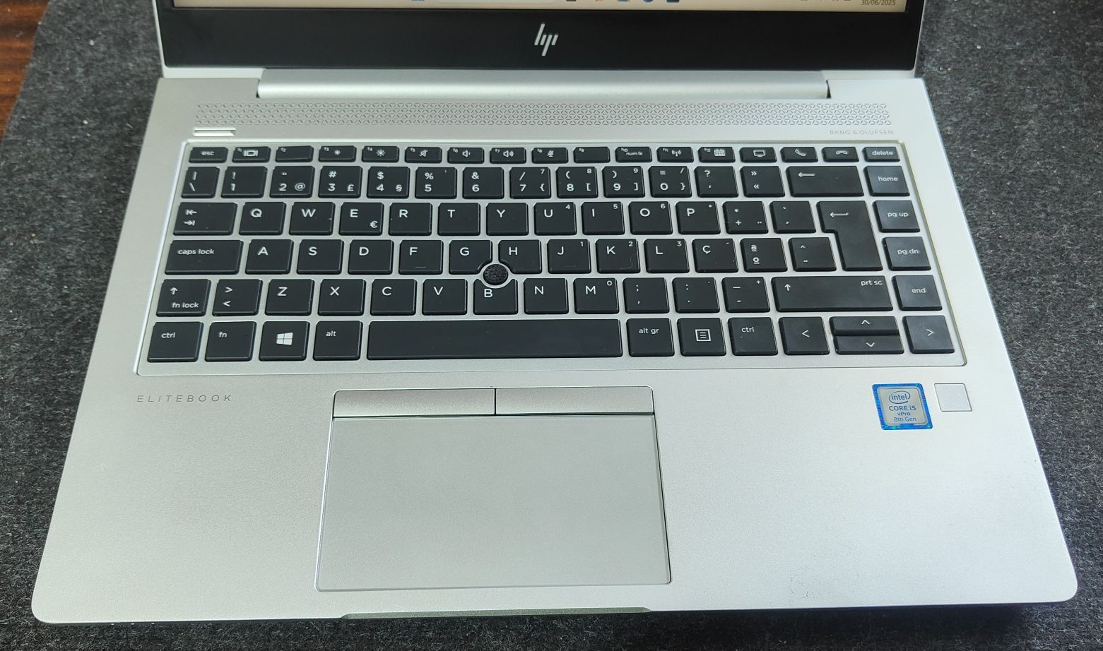 Portátil HP EliteBook 840 G5 14" i5 8th 8GB RAM 256GB SSD M2