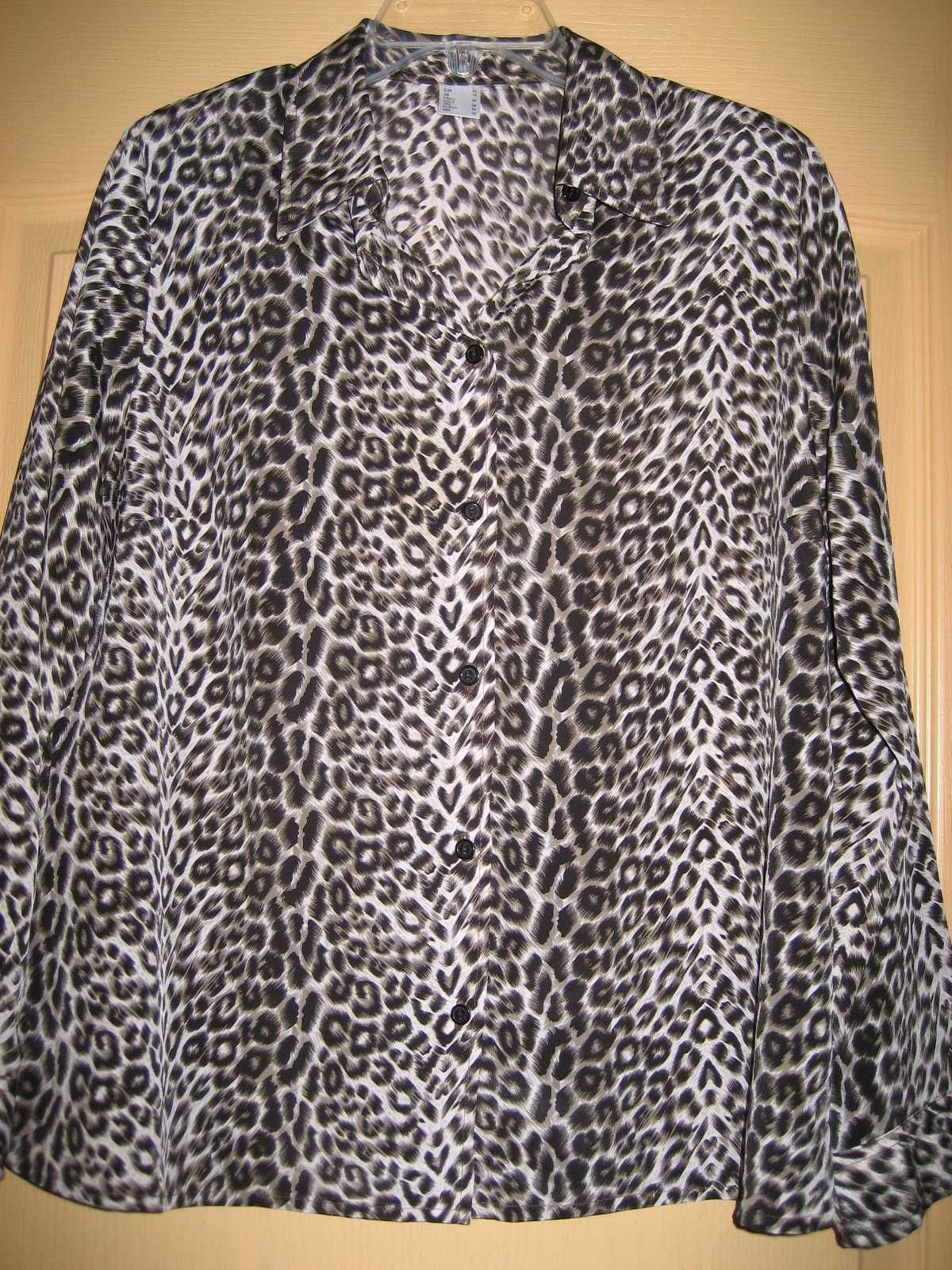 Продам блузку женскую новую размер 50 леопардовая Классика,