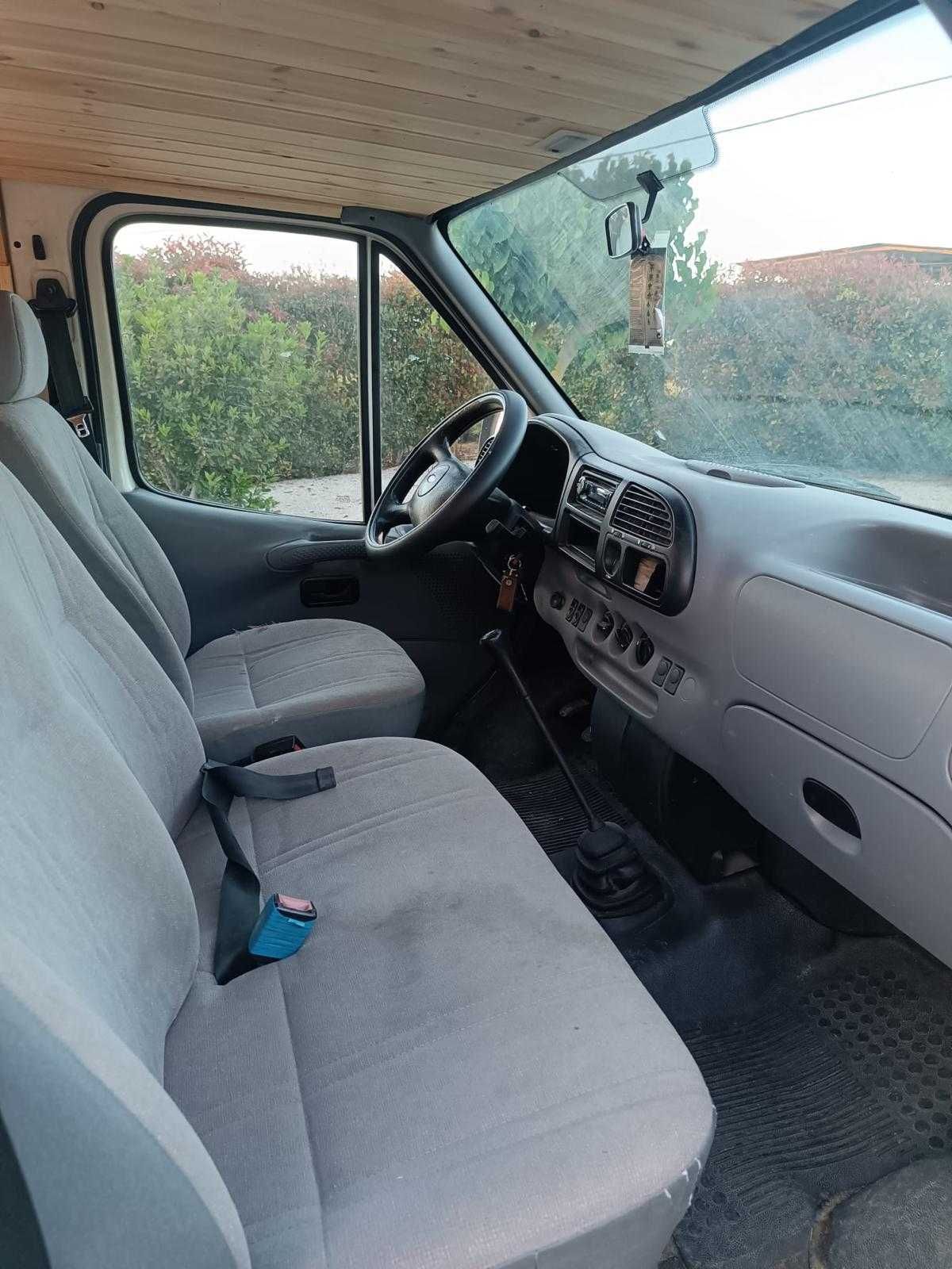 Vendo Ford Transit - Especial Dormitório - Legalizada