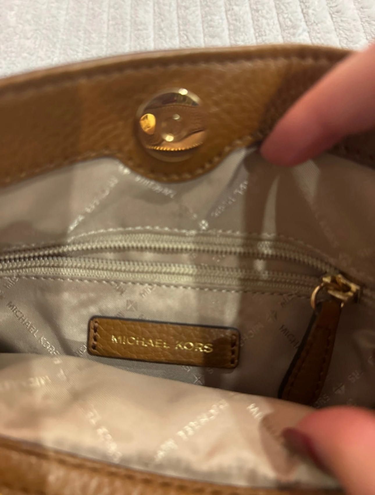 Mala Michael Kors