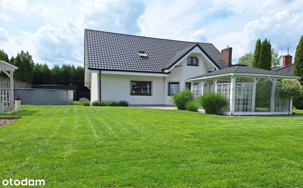 Piękny Dom Gotowy Do Wprowadzenia - 6 Pokoi!