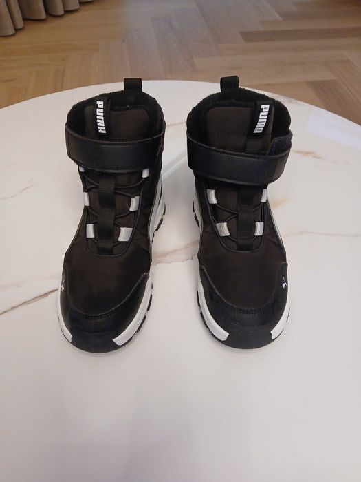 Buty zimowe PUMA dla chłopca – rozmiar 33, jak nowe!