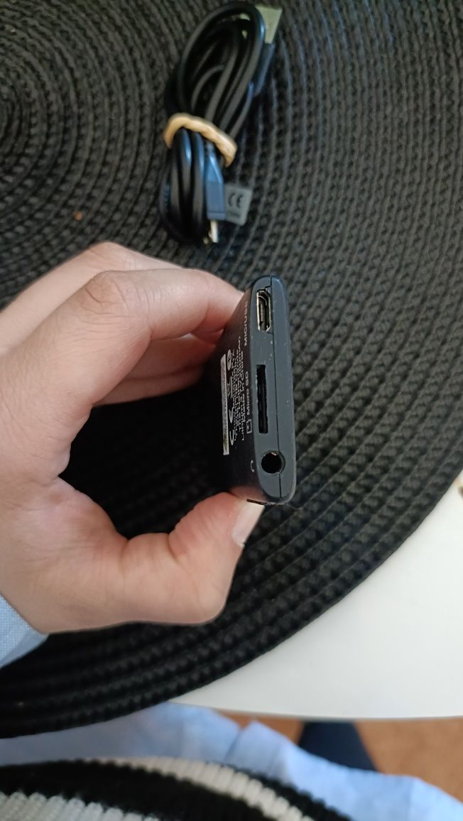 Mp4 lenco pouco usado