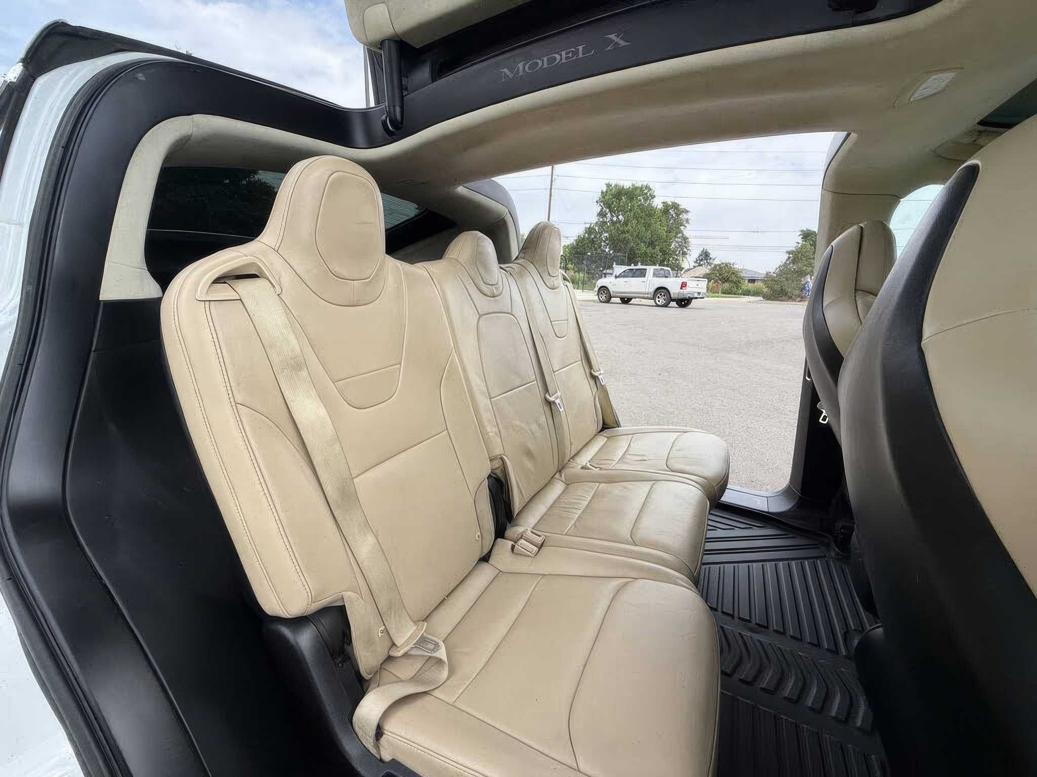 Tesla Model X 2017