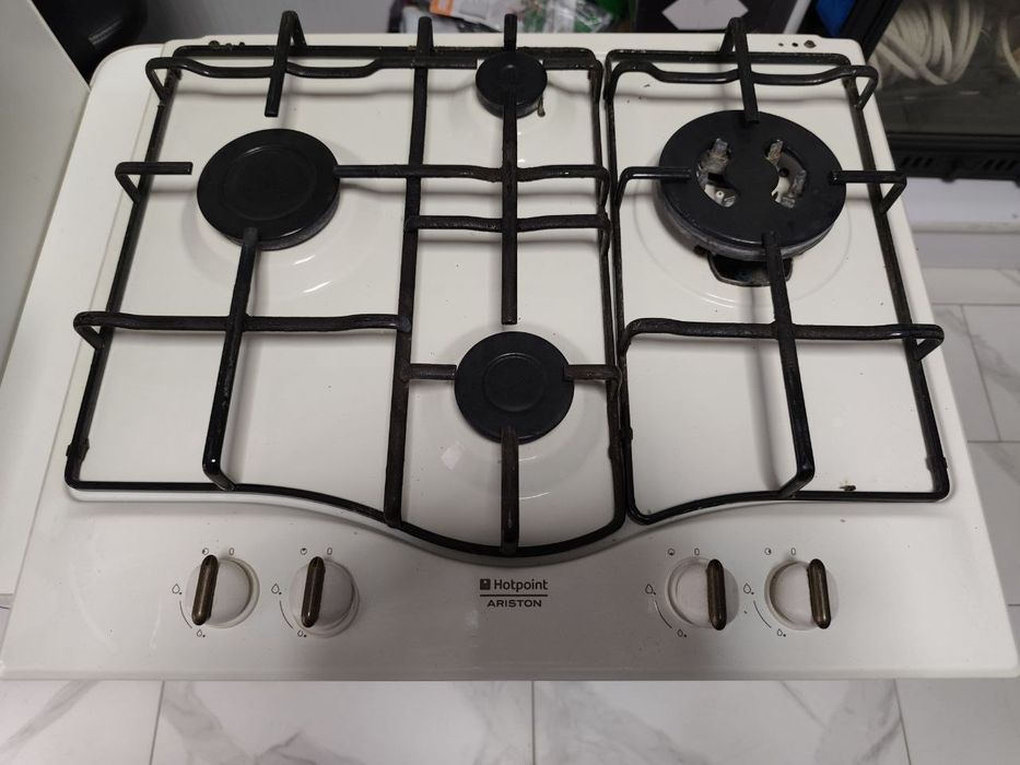 Газова поверхня Ariston