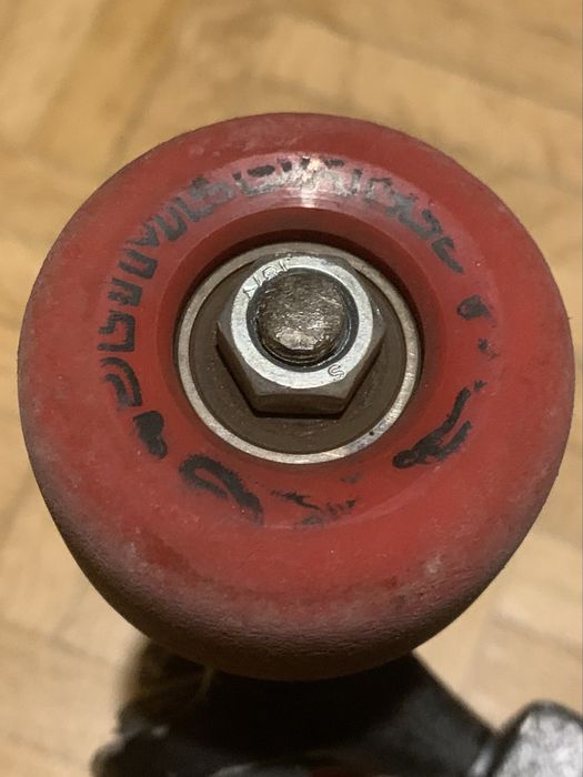 Deskorolka Custom 8.6”