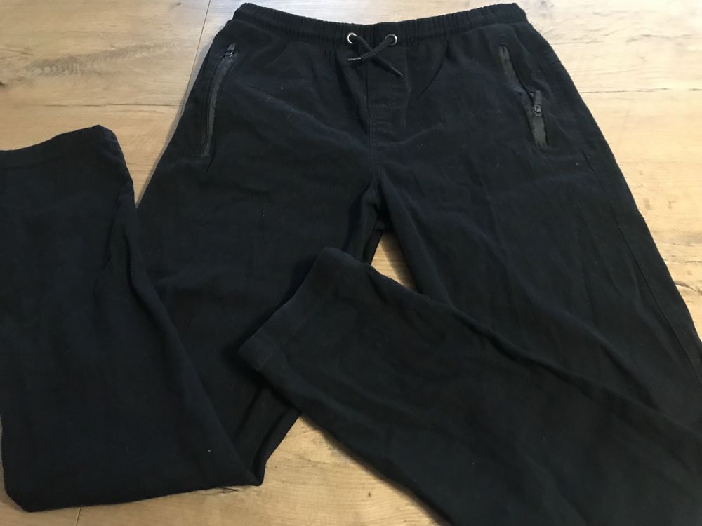 Spodnie materialowe czarne