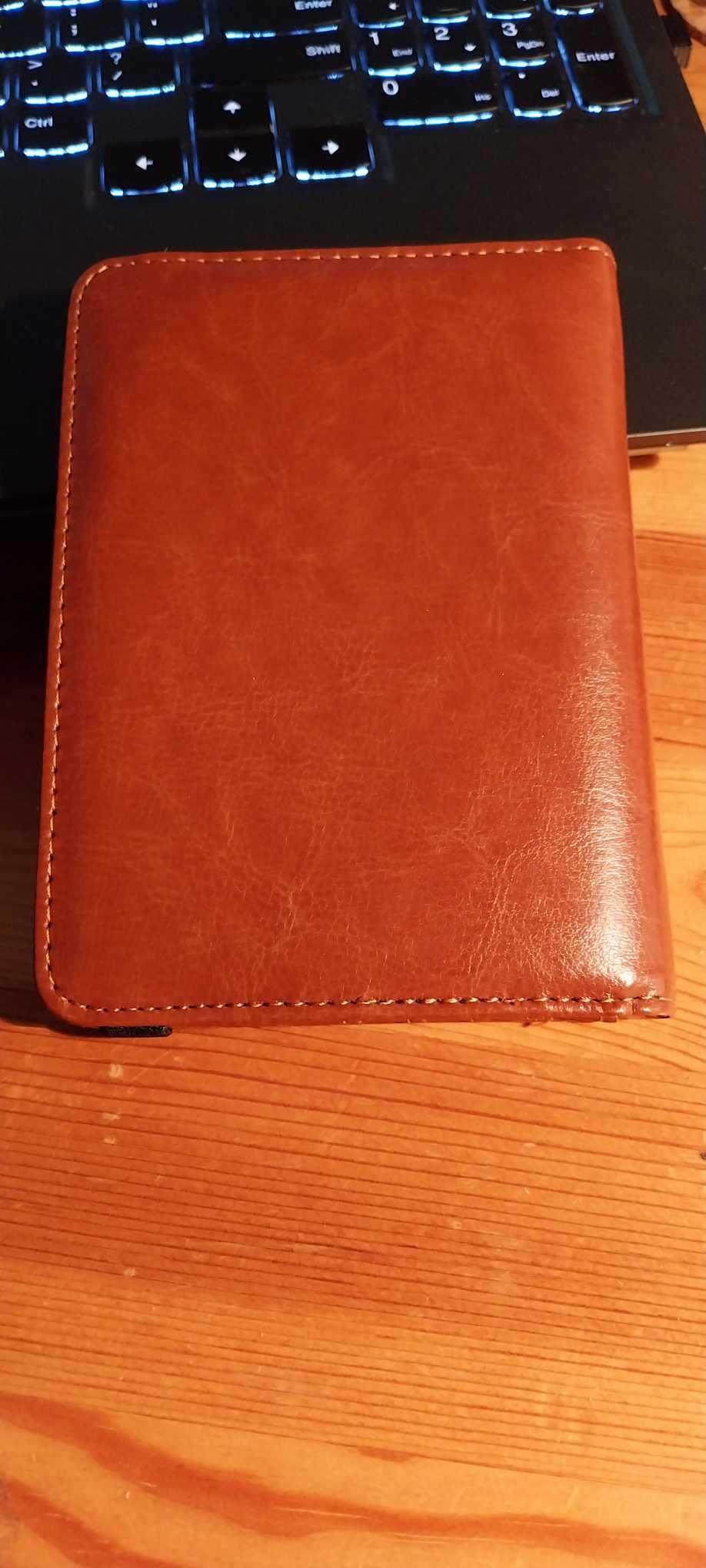 Etui paszport USA odznaka brązowe