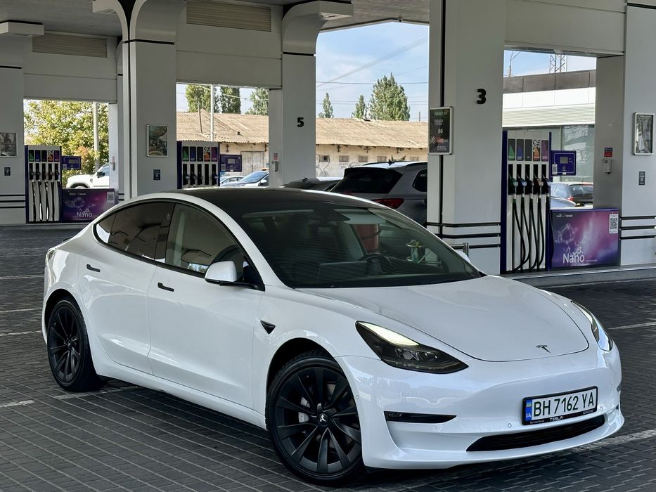 Tesla 3 rest lfp