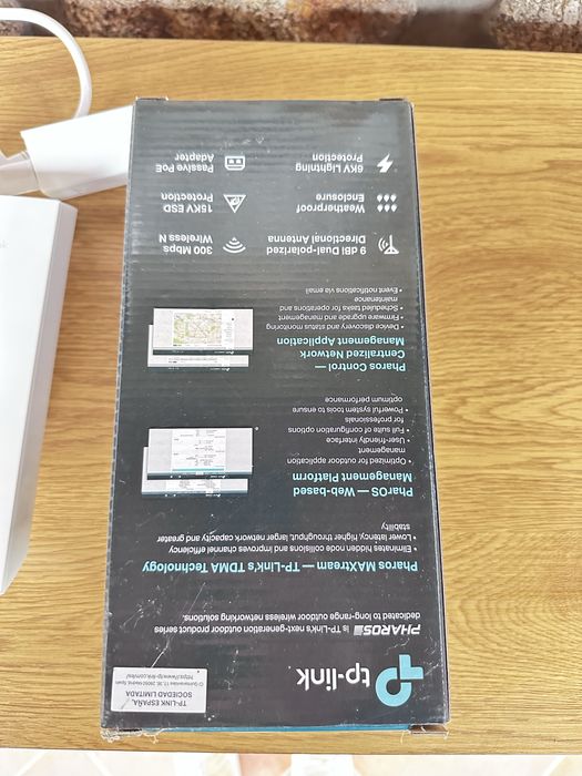 9 dBi Dual-polarized Directional Antenna