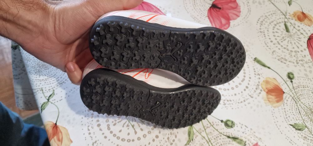 Chuteiras de futsal criança