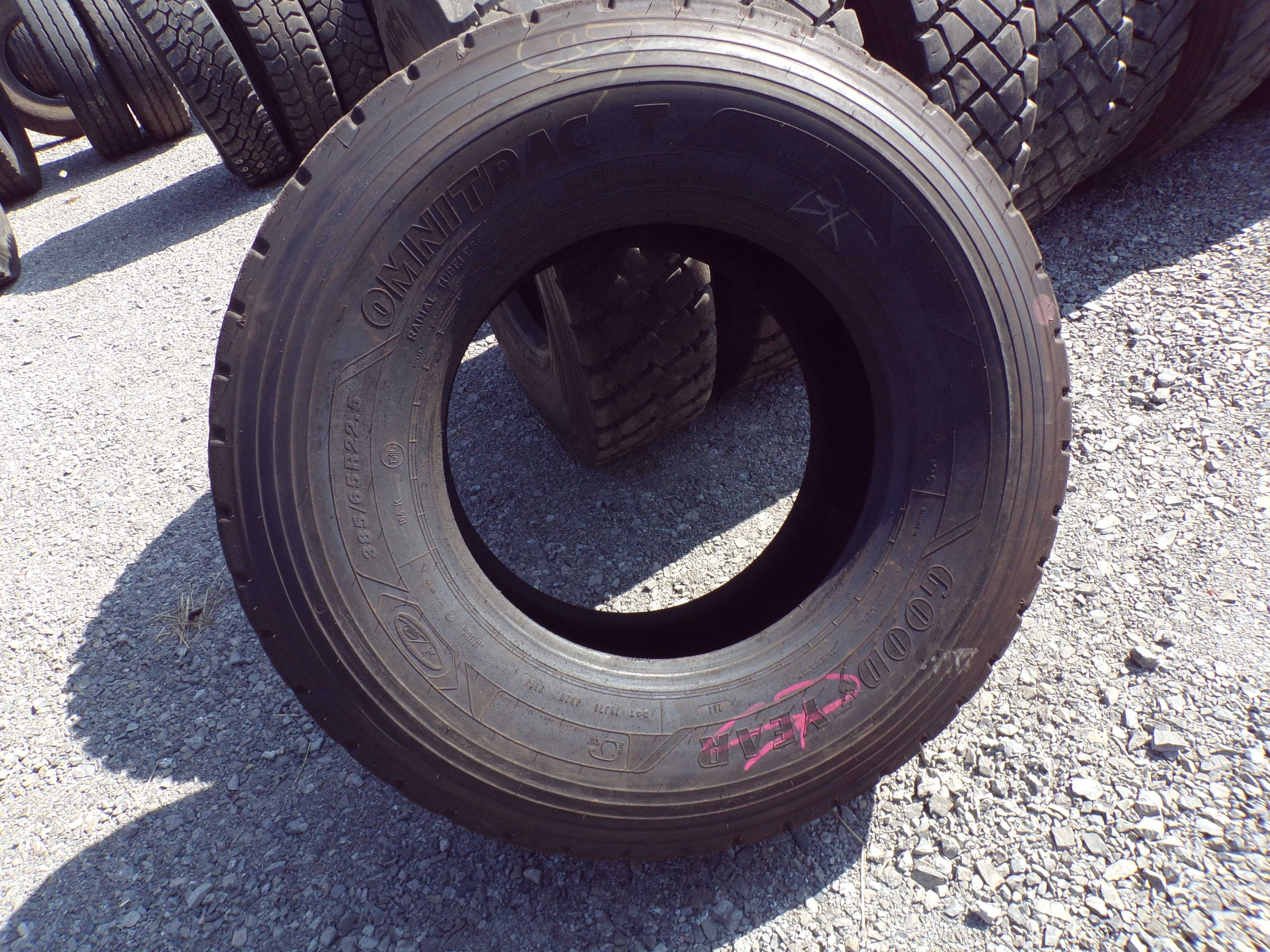 opona 385/65R22.5 Goodyear Omnitrac T (850 netto)
