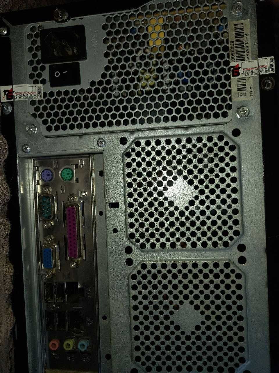 Настільний компютер AMD Athlon 64 X2 / HDD 256GB / RAM 4GB / Windows 7