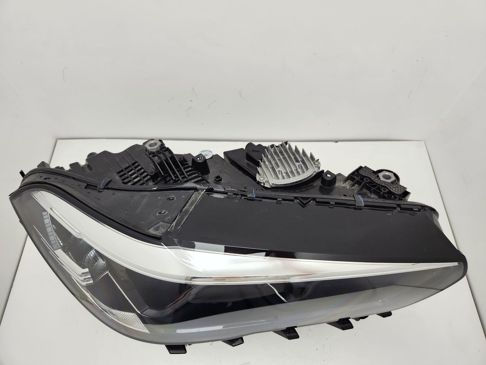 Фара права BMW X5 X6 G05 G06 2019-2023 USA