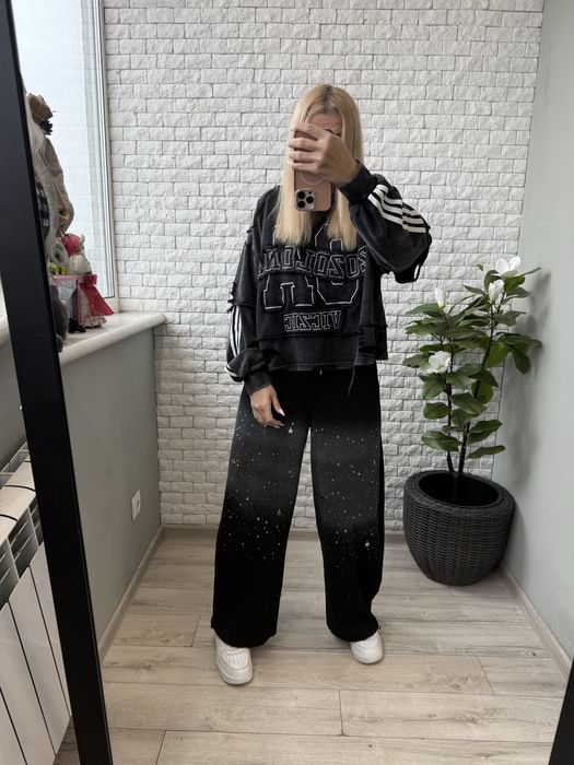 Теплі жіночі широкі штани зі стразами. Утеплені широкі штани на велюрі