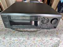 Sony SLV-AV100 Home Video Centre VHS Hi-Fi + Amplificador + Comando