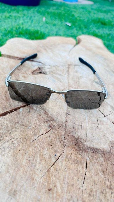 Óculos De Sol e Descanso Lupinha Do Vilão