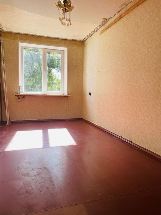 Продам 2 кімнатну квартиру.Є відновлення!