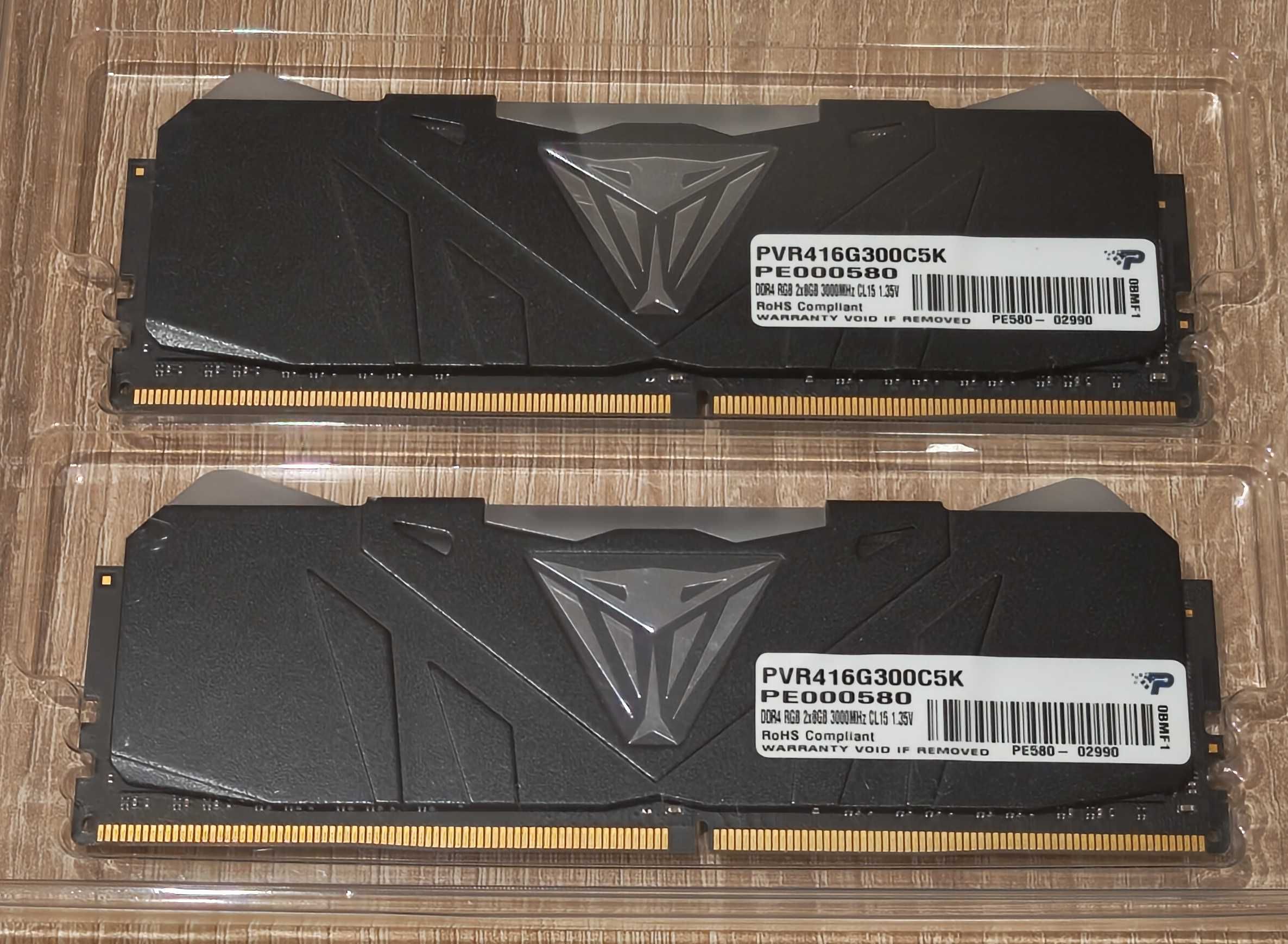 Pamięć RAM Patriot Viper RGB DDR4 16GB DUAL KIT (2x8GB) 3000Mhz CL15