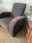 Dwa brazowe fotele- fotel