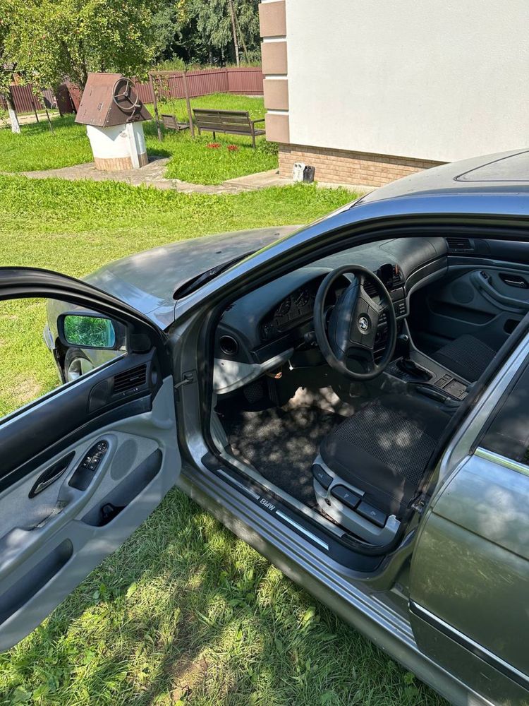 Бмв e39 в хоромому стані