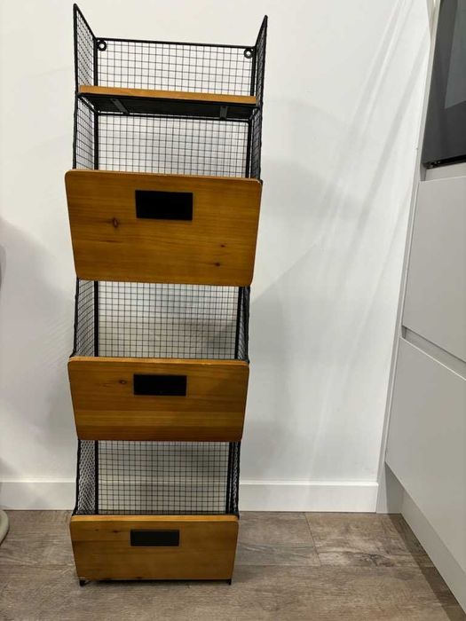 Regał Zara Home metalowo-drewniany