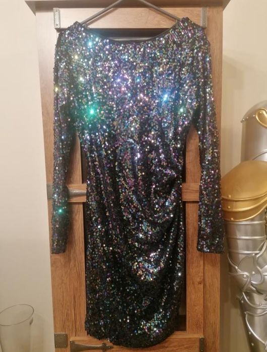 Шикарное вечернее платье