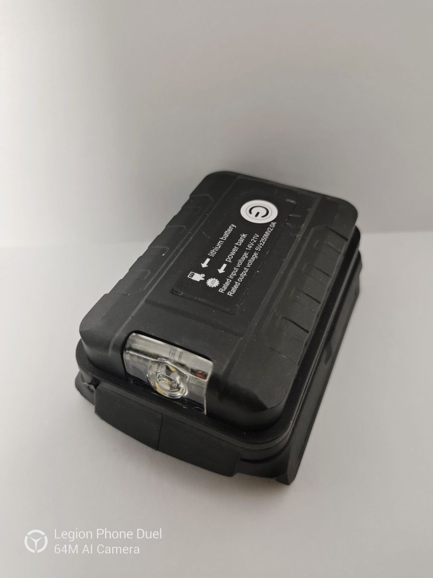 Lâmpada emergência para bateria Bosch com duas saídas USB