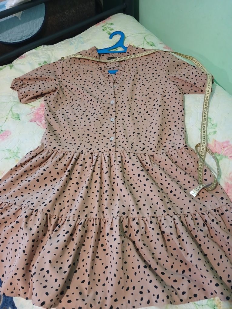 Продам сукню 48р