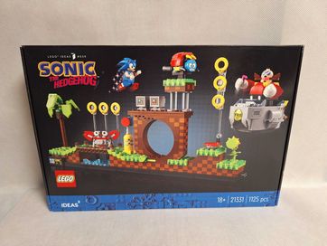 LEGO 21331 IDEAS Sonic the Hedgehog– Green Hill Zone