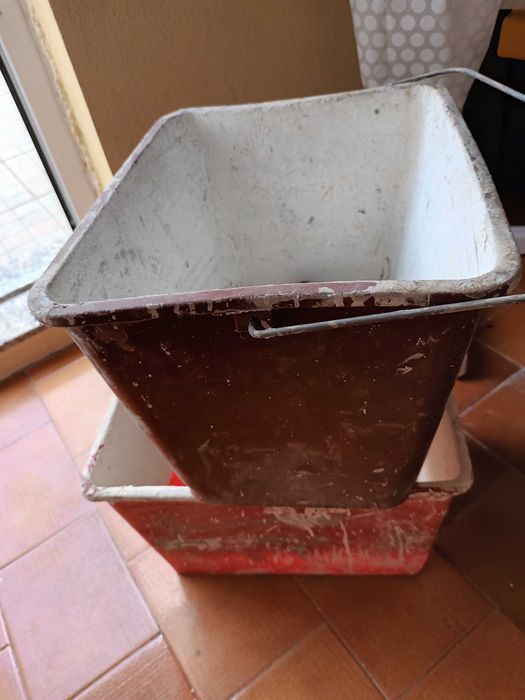 Paint Buckets.64298091850114121