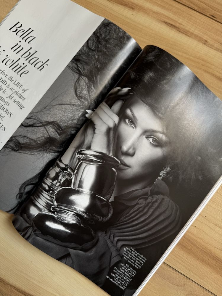 Vogue UK 06/2025