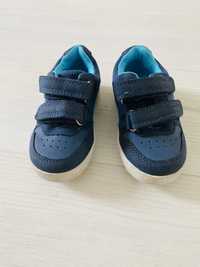 Buty chłopięce adidasy buty sportowe niebieskie 20
